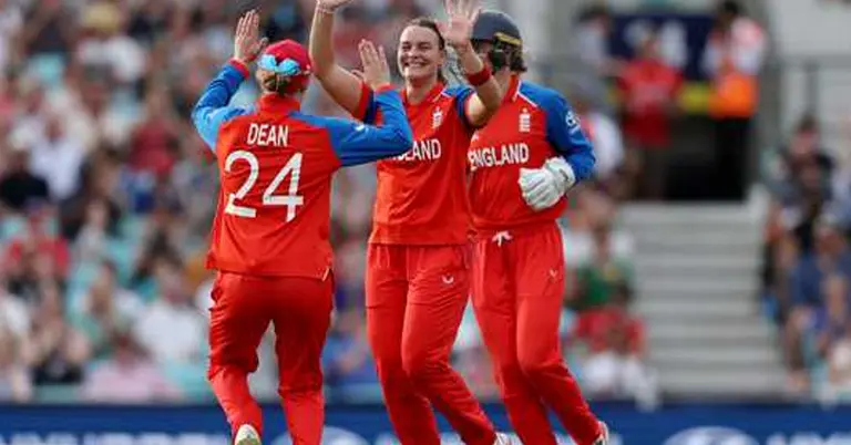 ইংল্যান্ডের নারী ক্রিকেট দল